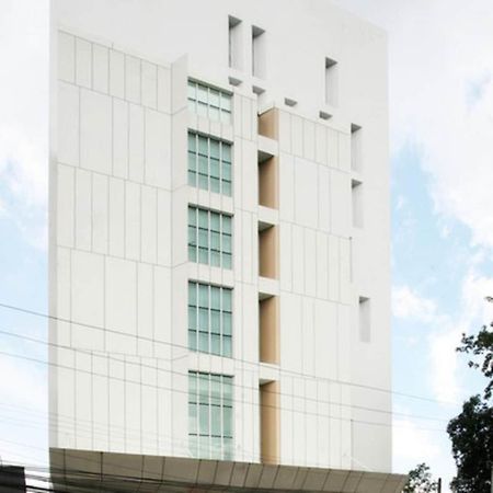 Wyne Hotel Rangun Kültér fotó