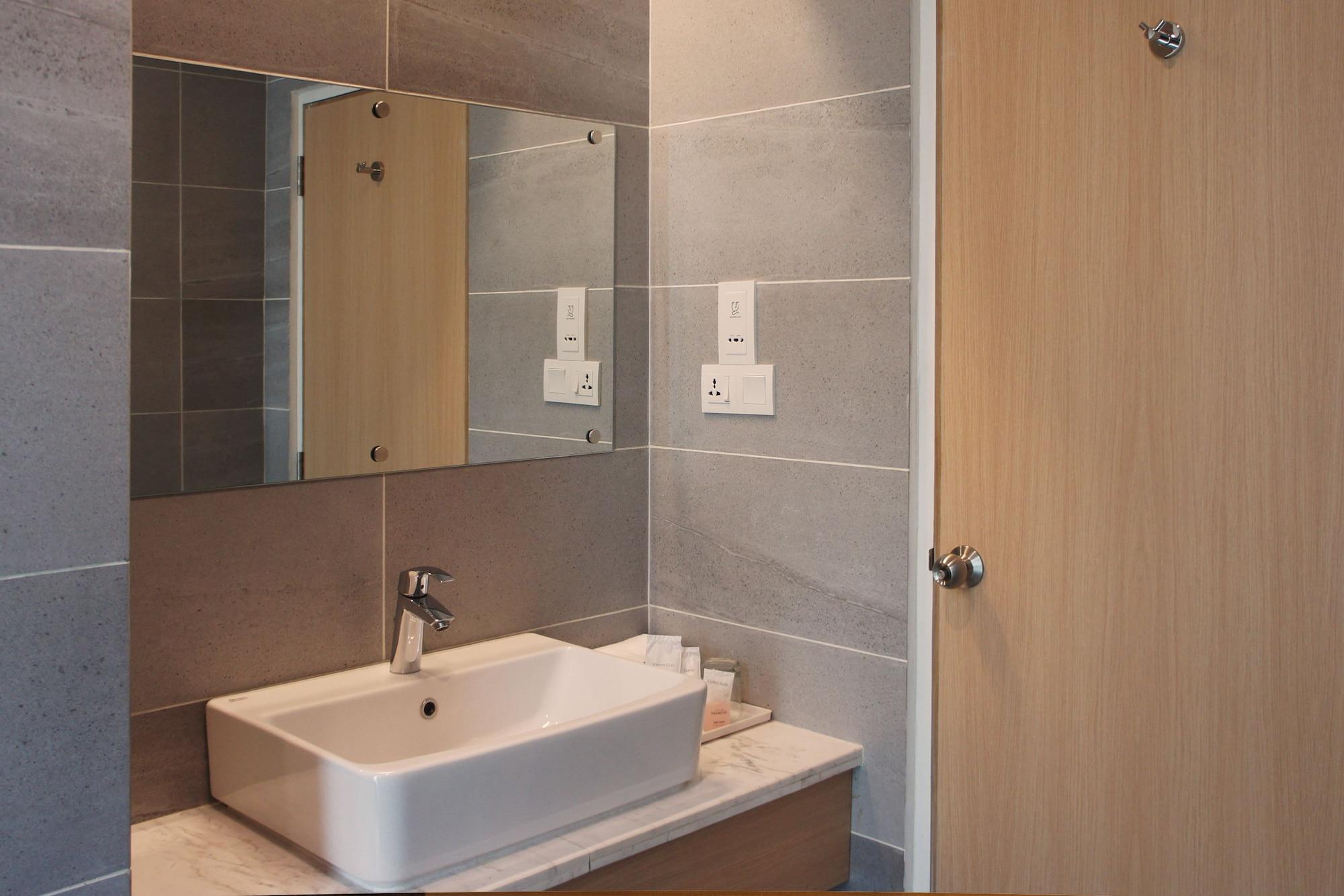 Wyne Hotel Rangun Kültér fotó