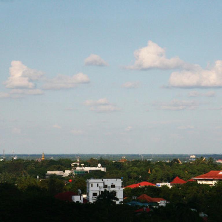 Wyne Hotel Rangun Kültér fotó