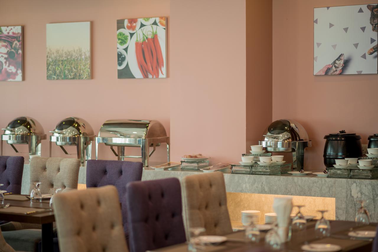 Wyne Hotel Rangun Kültér fotó